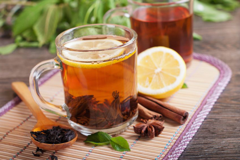 Beber té e infusiones para una buena hidratación